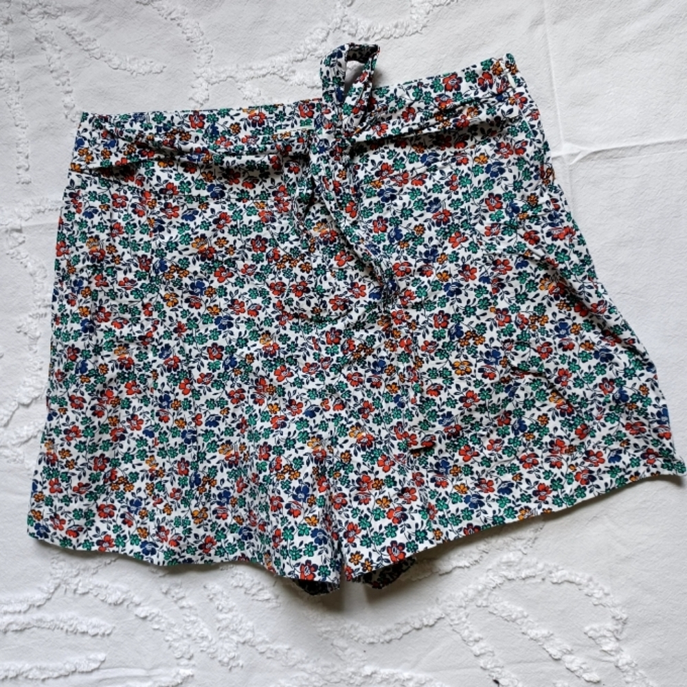 J.crew ♡ 🌸 cotton side zip shorts
